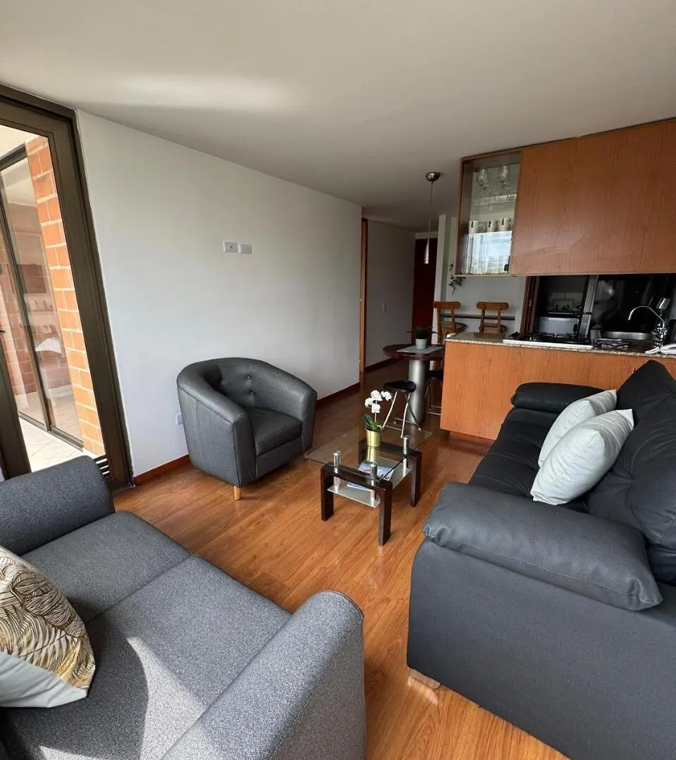 Aparta Estudio Muy Bien Ubicado Medellin 0*,  Colombia